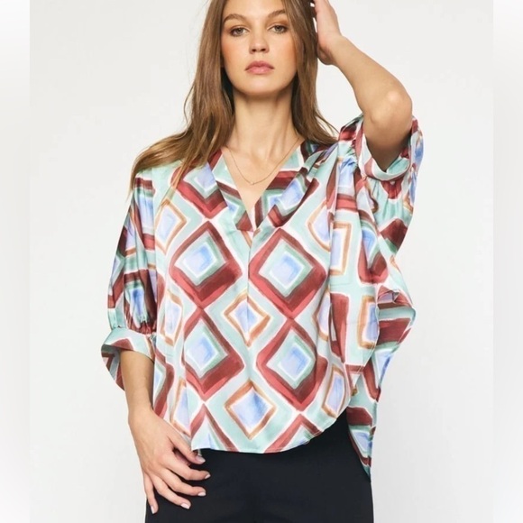 entro Tops - Entro Watercolor Diamond Oversized Blouse